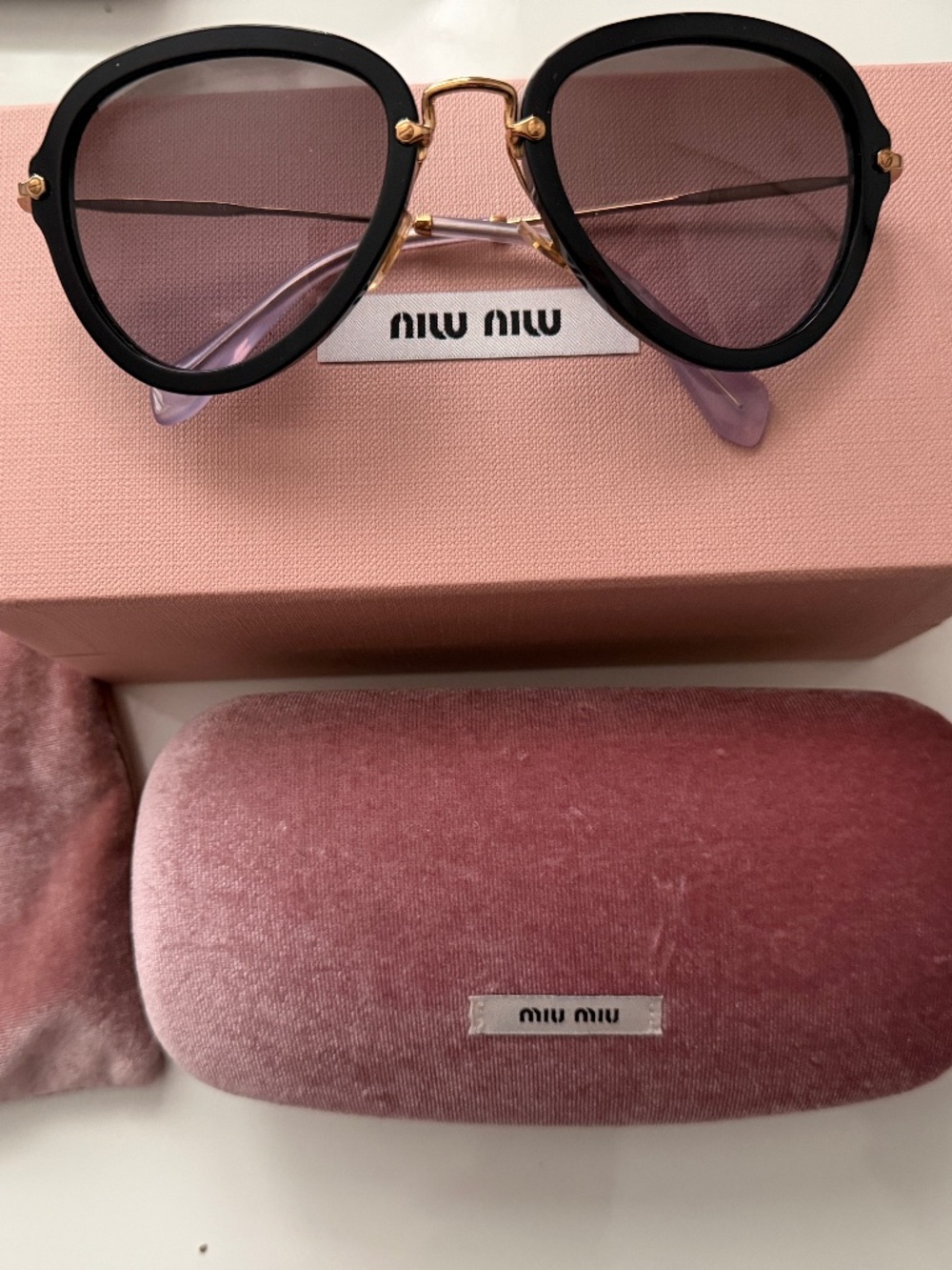 Miu Miu Black Rim aviator sunglasses - Picture 2 of 3
